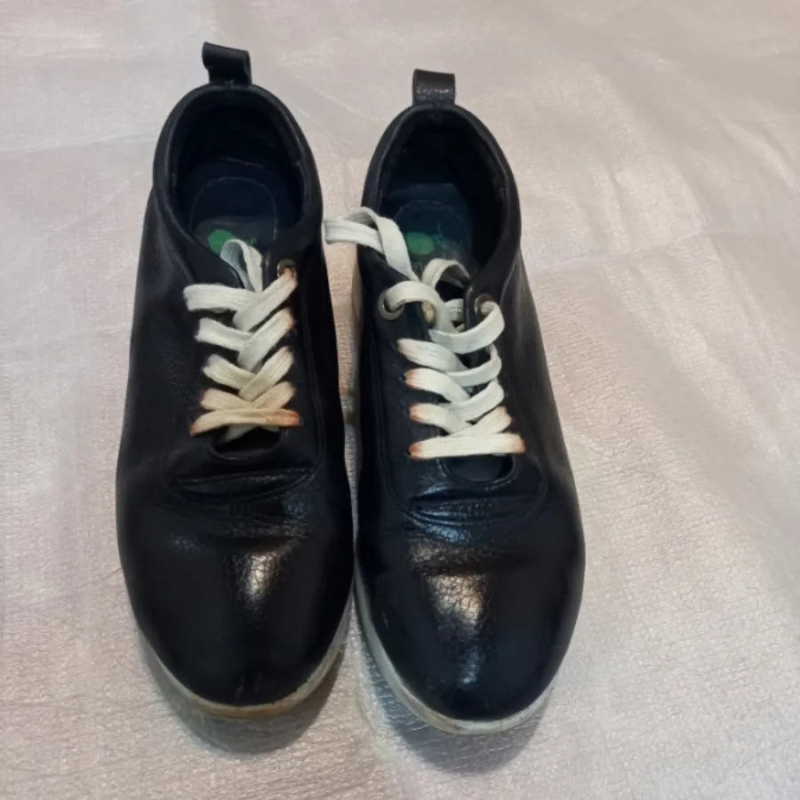 کتونی سرمه ای