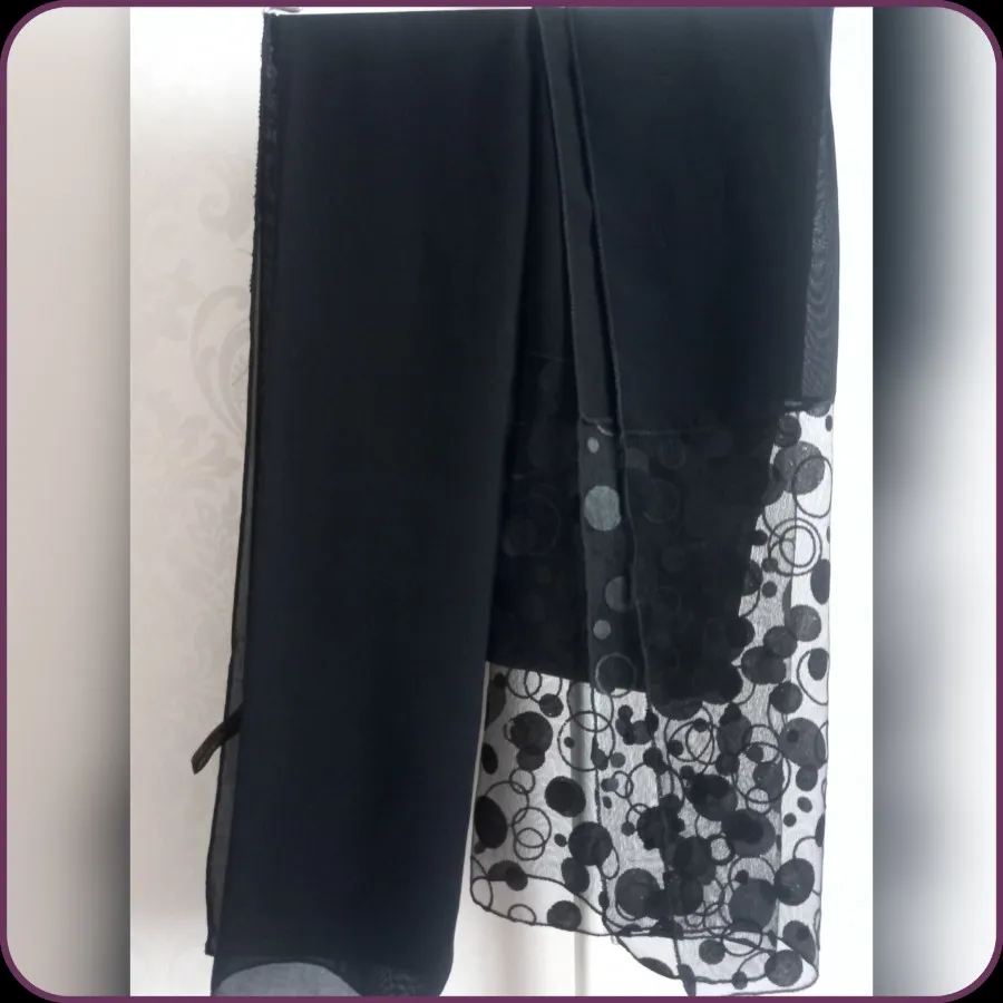 شال مشکی مجلسی