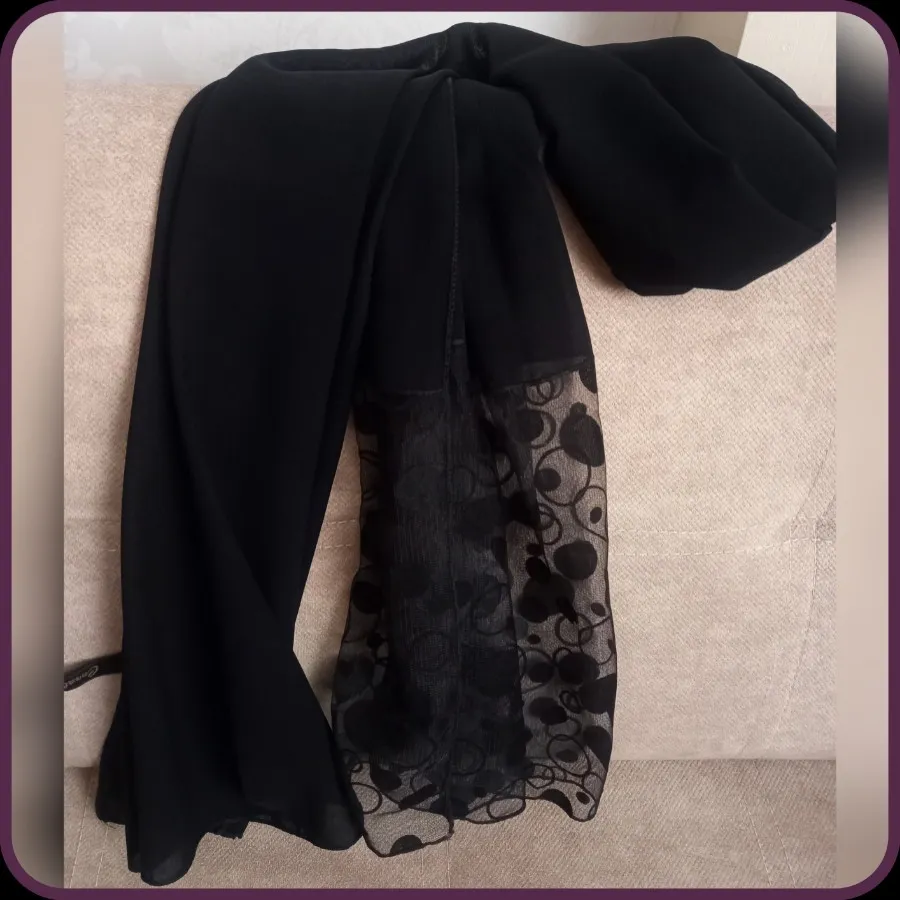 شال مشکی مجلسی