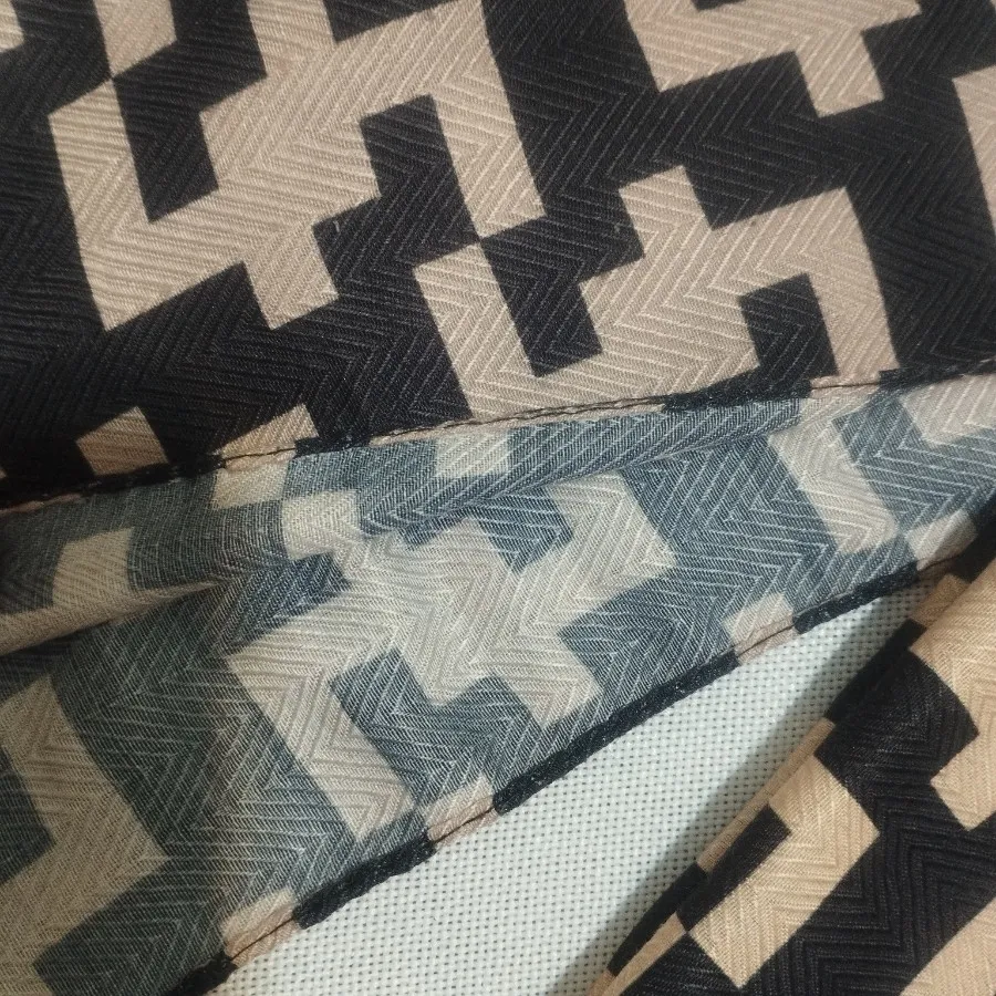 شال طرح دار