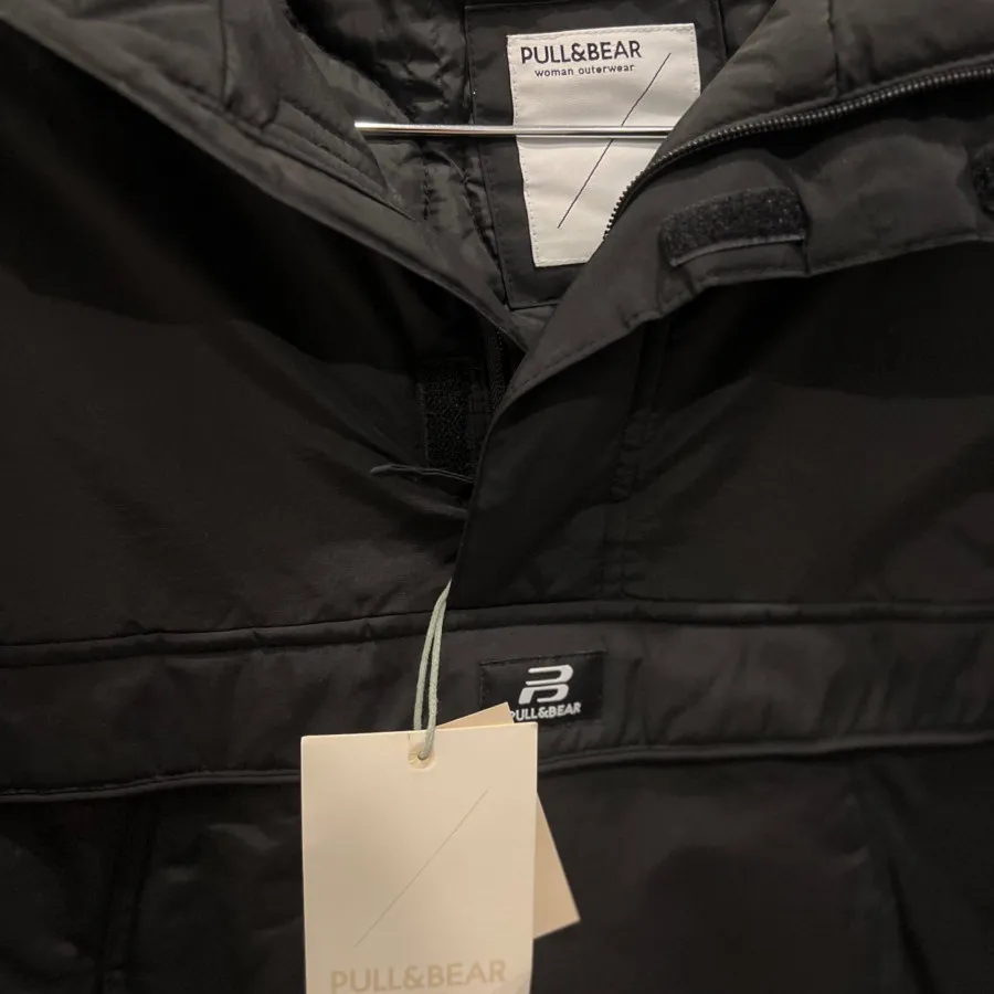 کاپشن مارک pull&bear مشکی