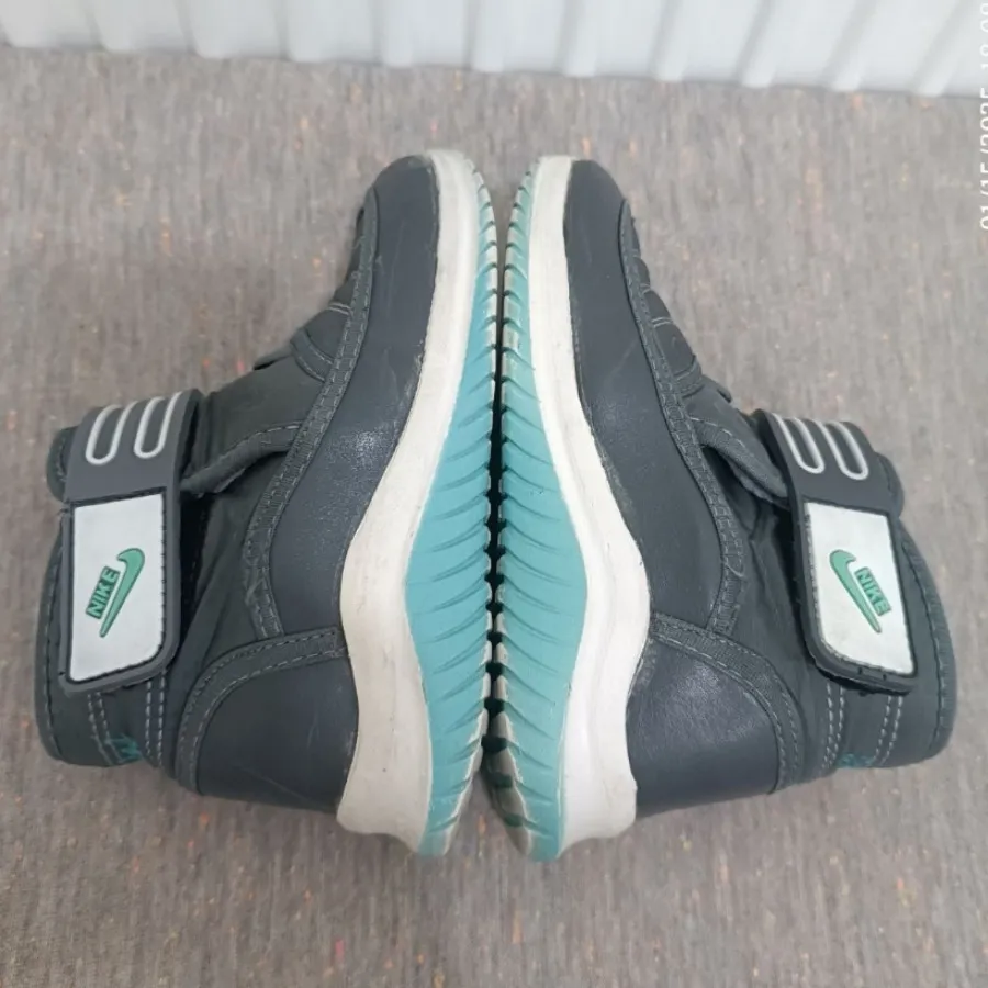 نیم بوت اسپرت