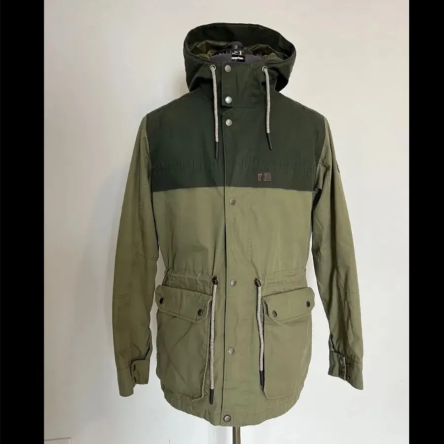 کاپشن مردانه jackwolfskin