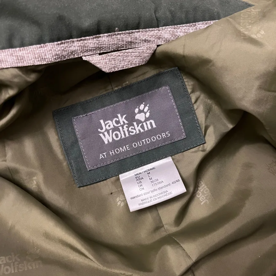 کاپشن مردانه jackwolfskin