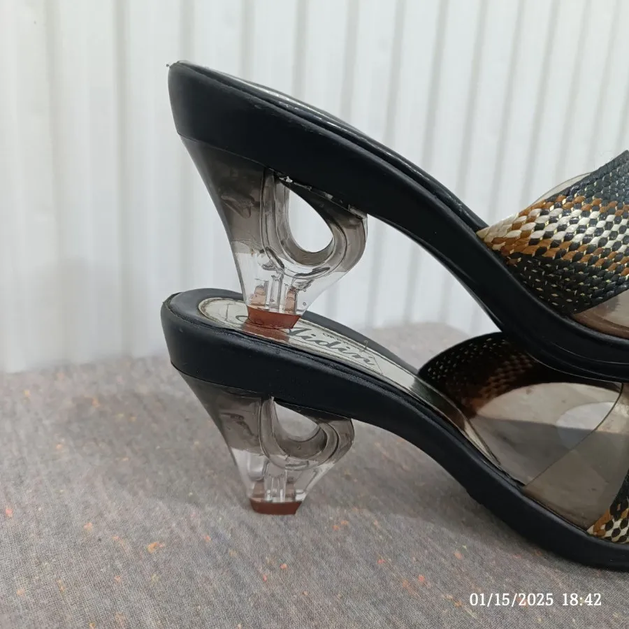 دمپایی زنانه