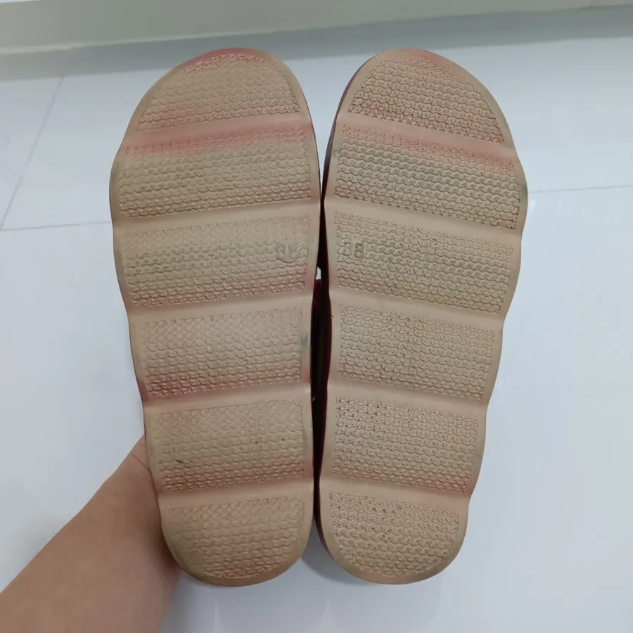 دمپایی زنانه