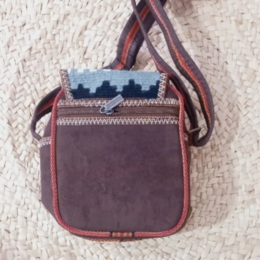 کیف رودوشی گلیمی