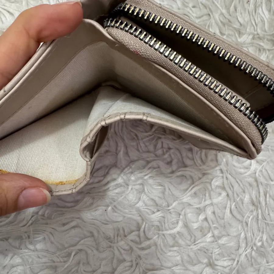 کیف پول defacto