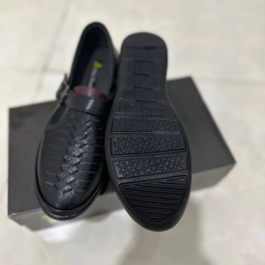 کفش طبی چرم سایز 39 نو