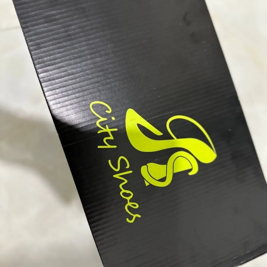 کفش طبی چرم سایز 39 نو