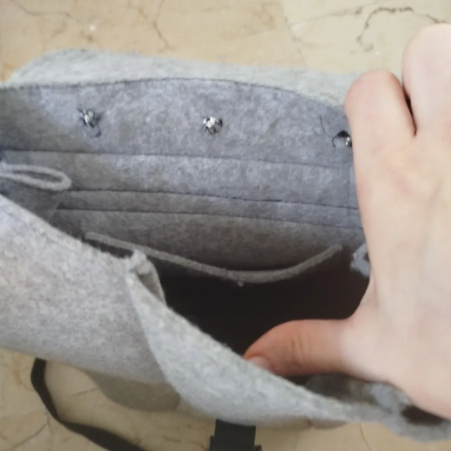 کوله پشتی تی تی