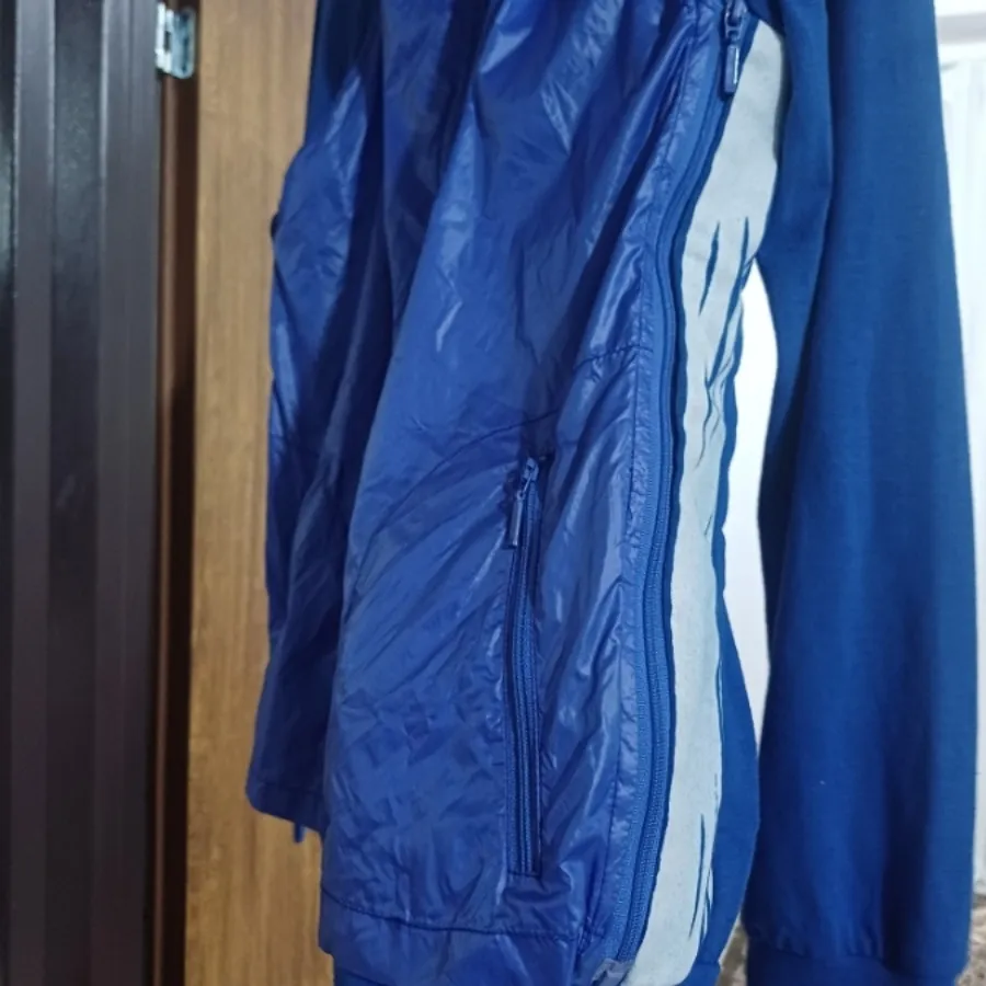 سویشرت دوتیکه