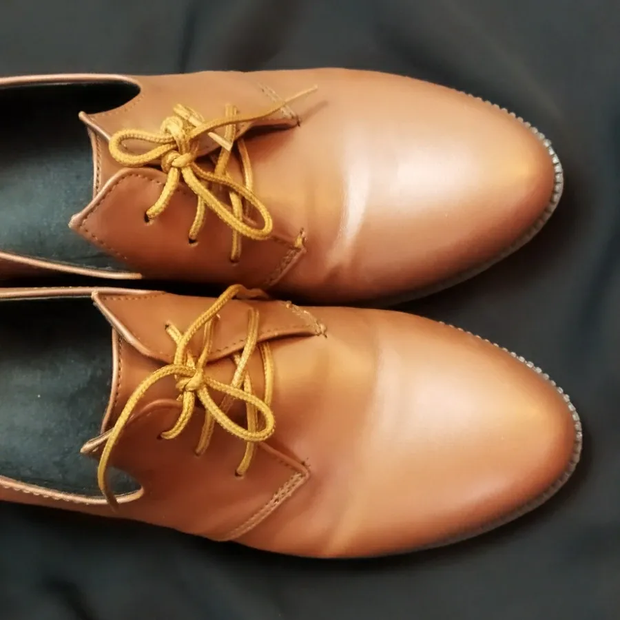 کفش قهوه ای اداری زنانه