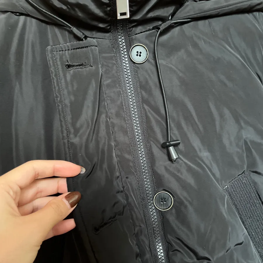 کاپشن مشکی اسپرینگ فیلد