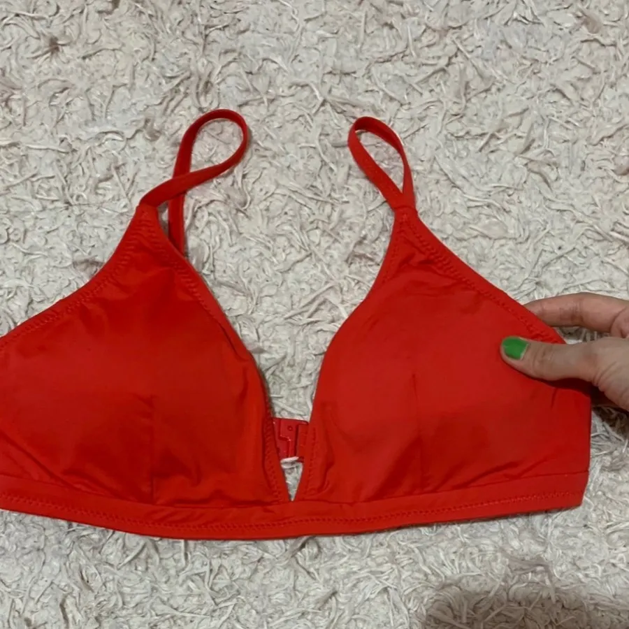 سوتین خارجی