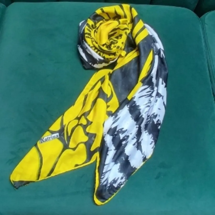 روسری قواره بزرگ