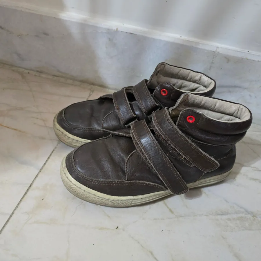 نیم بوت چرم برند شاهین