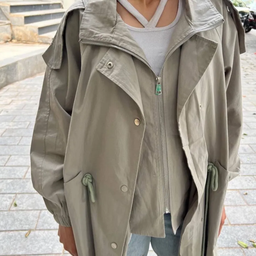 ترنچ کت بارانی کُره ای