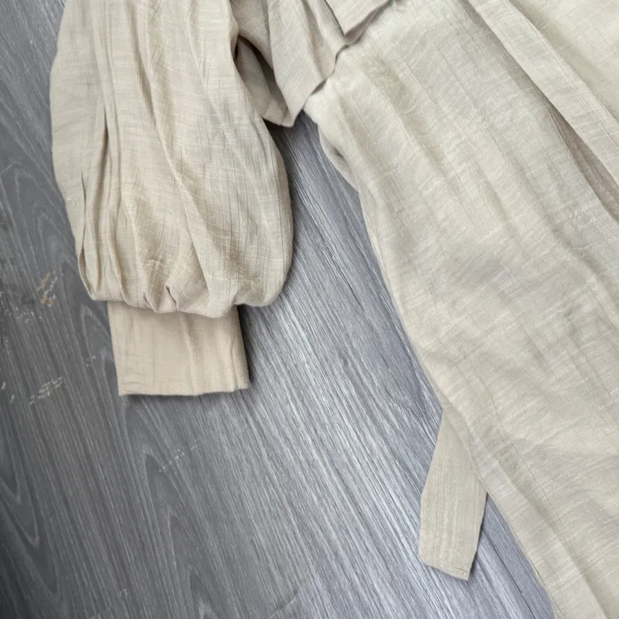 مانتو کرمی فری سایز