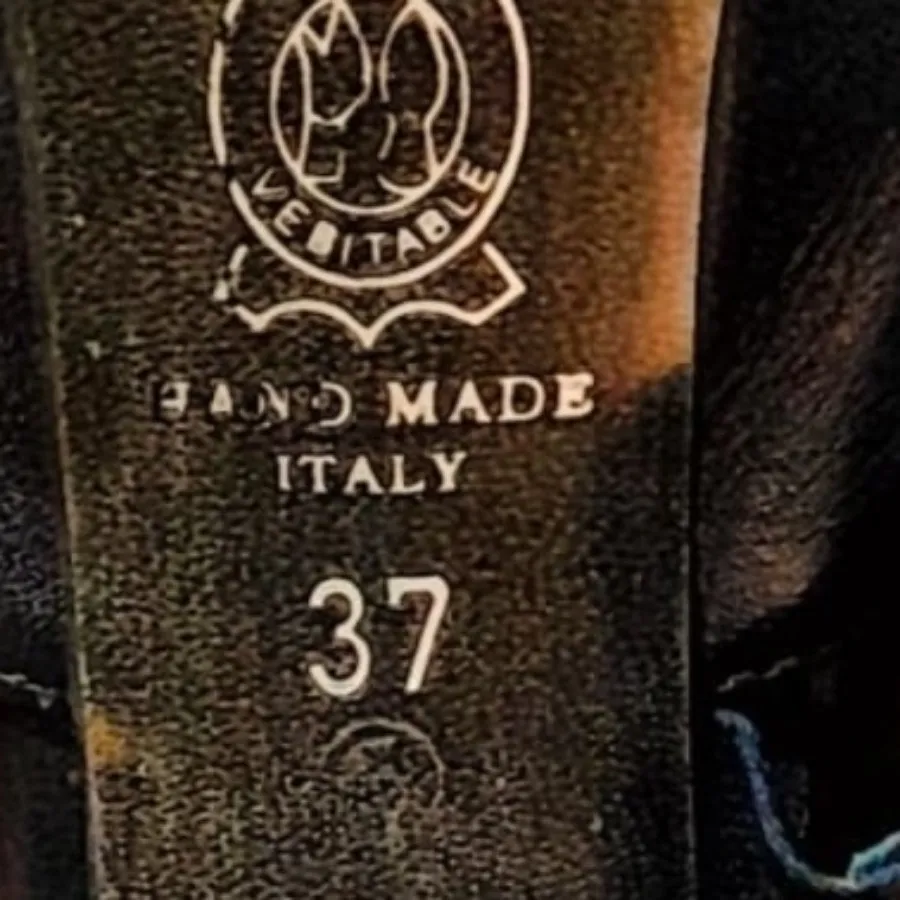 کفش ارسال رایگان