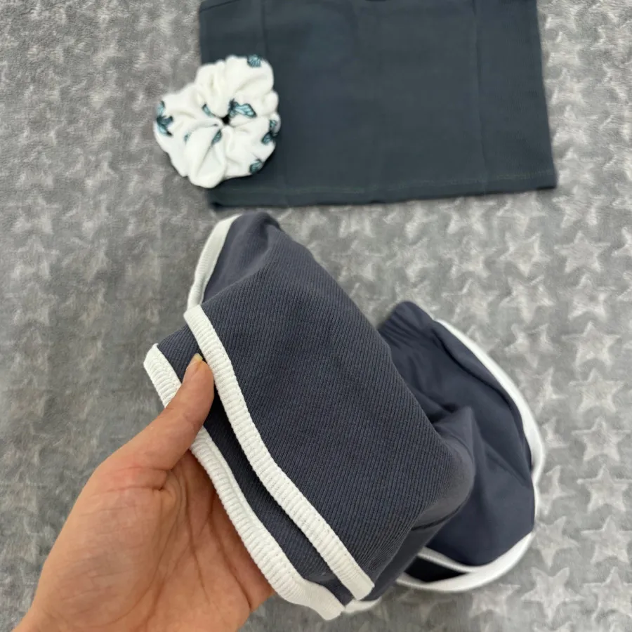 ست کراپ و شلوارک