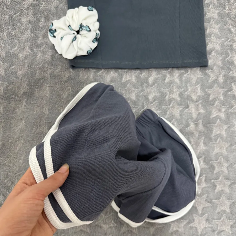 ست کراپ و شلوارک