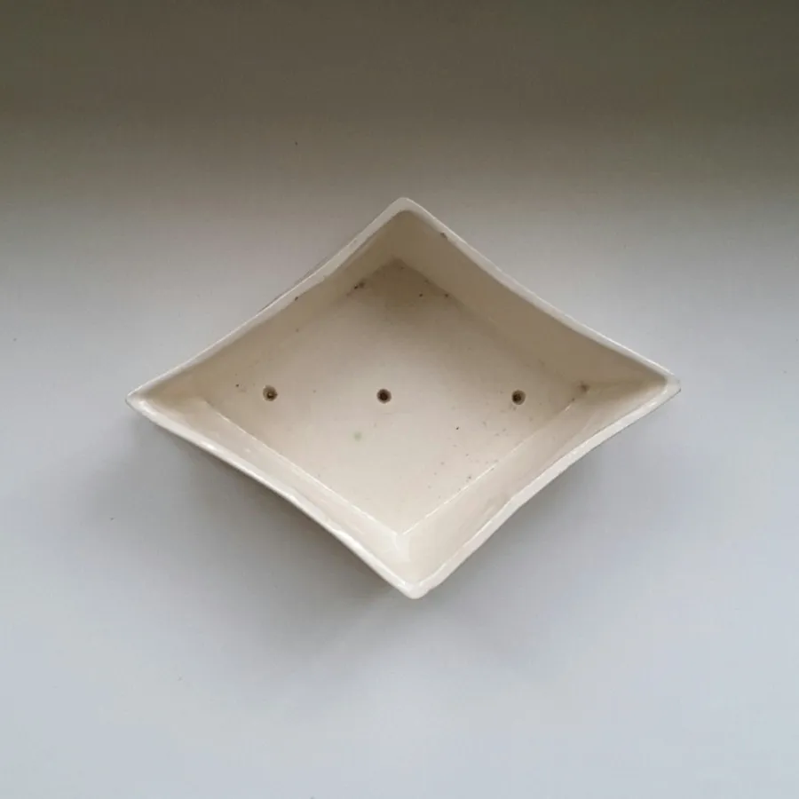 گلدانهای لعابی طرحدار