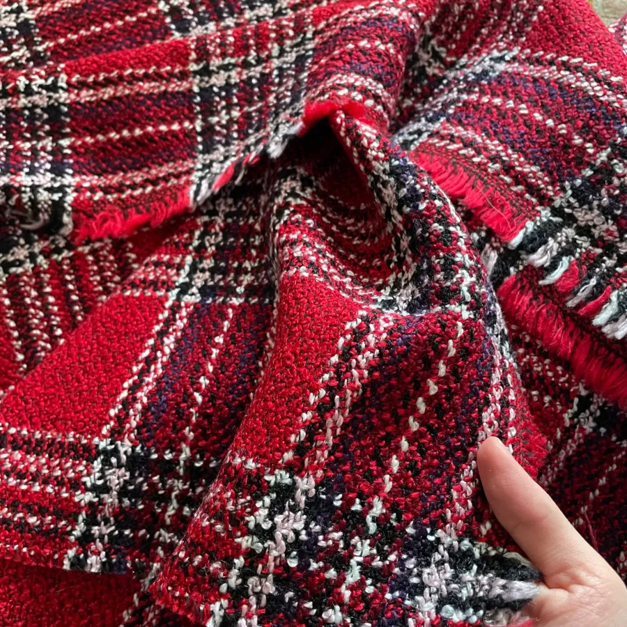 پارچه شانل زرشکی