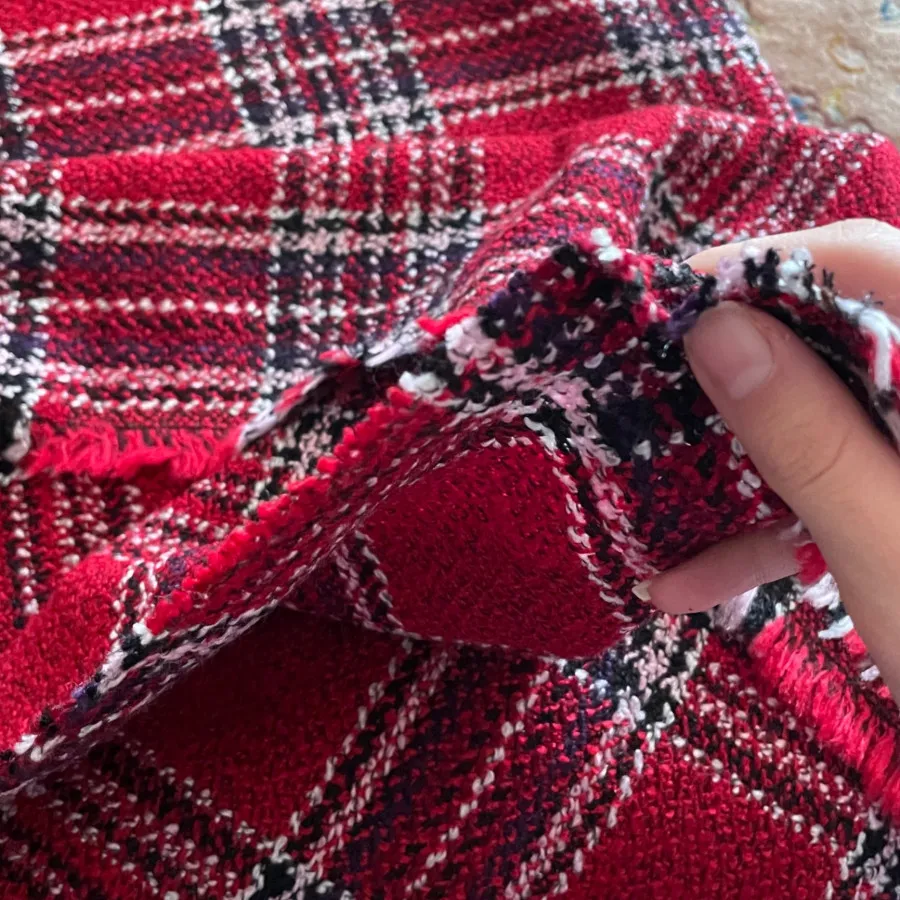 پارچه شانل زرشکی