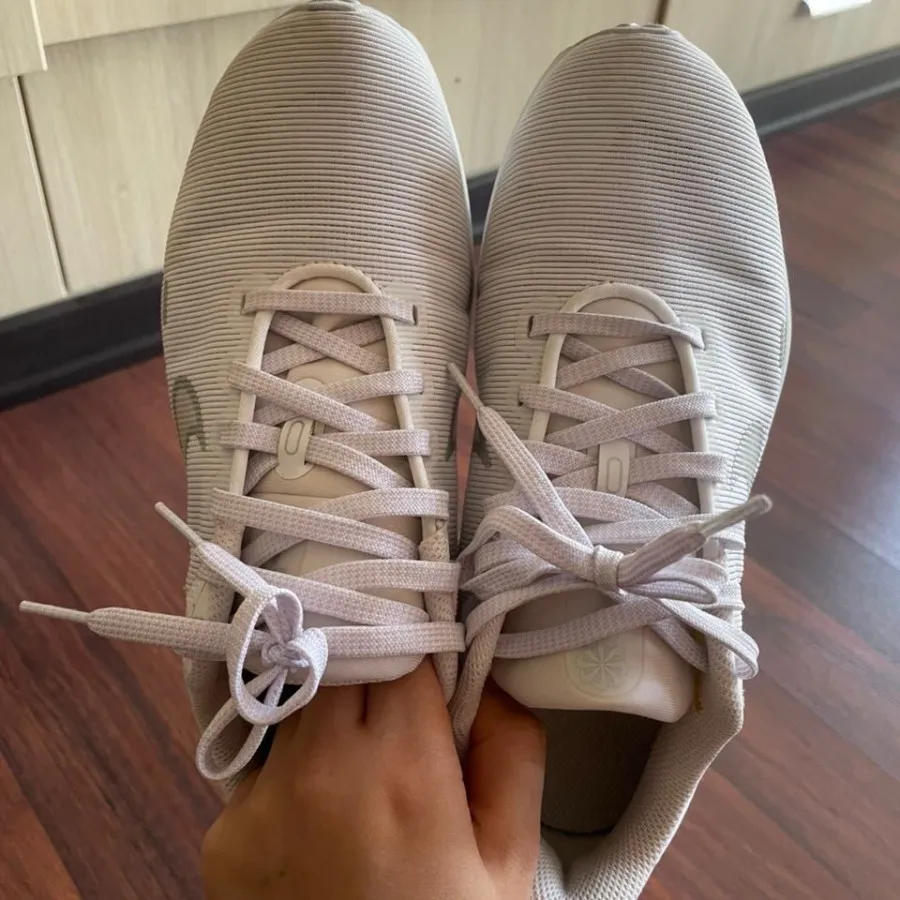 کفش نایک سفید