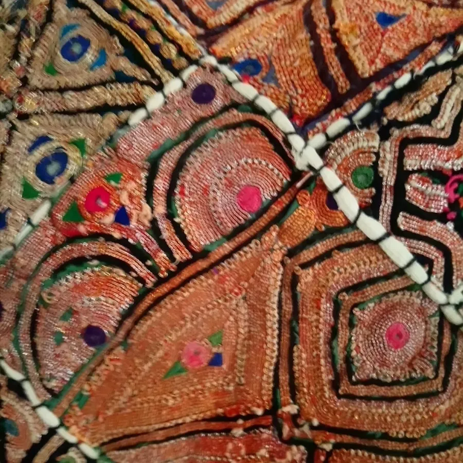 کوسن سوزن دوزی