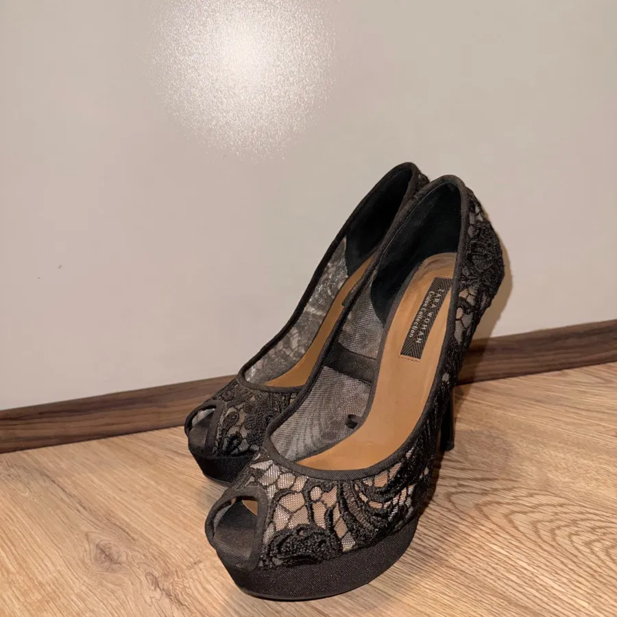 کفش ‌پاشنه بلند مشکی