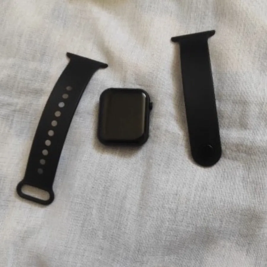 ساعت طرح اپل کاملا نو