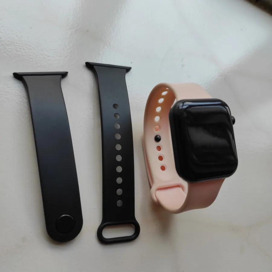 ساعت طرح اپل کاملا نو