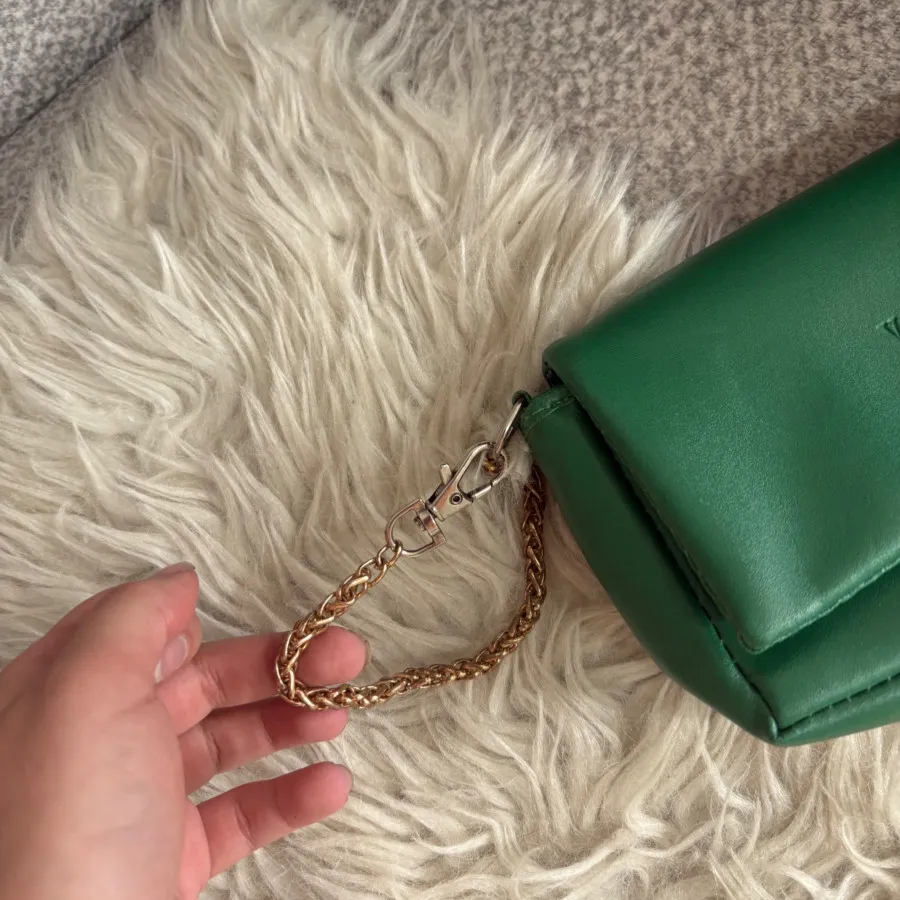 کیف سبز فسقلی