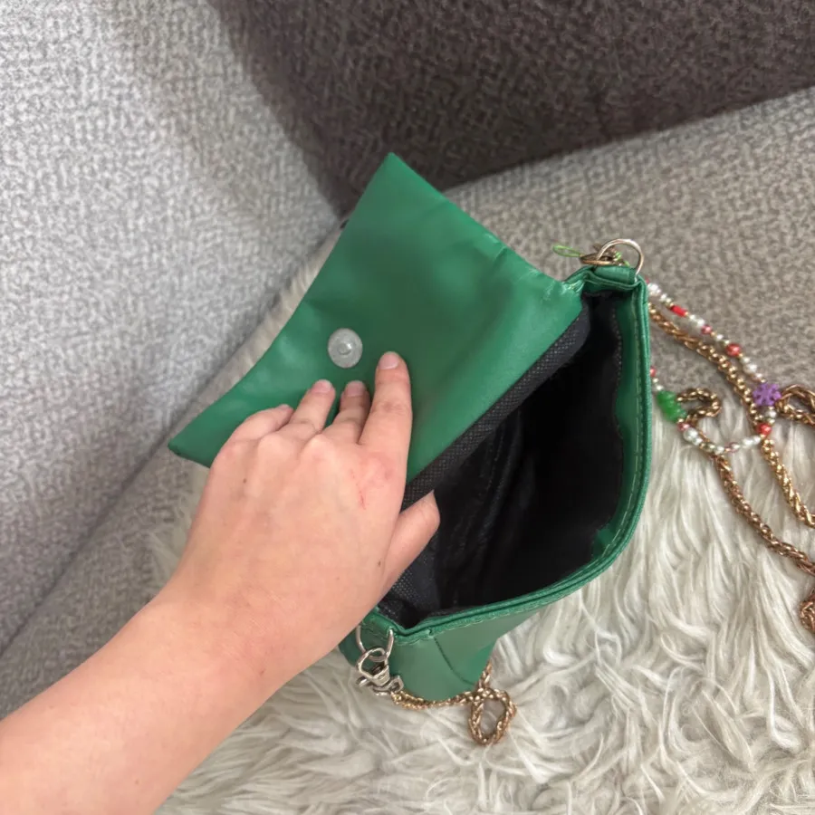 کیف سبز فسقلی