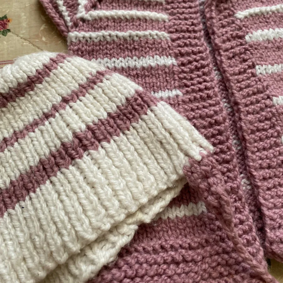 جلیقه و کلاه