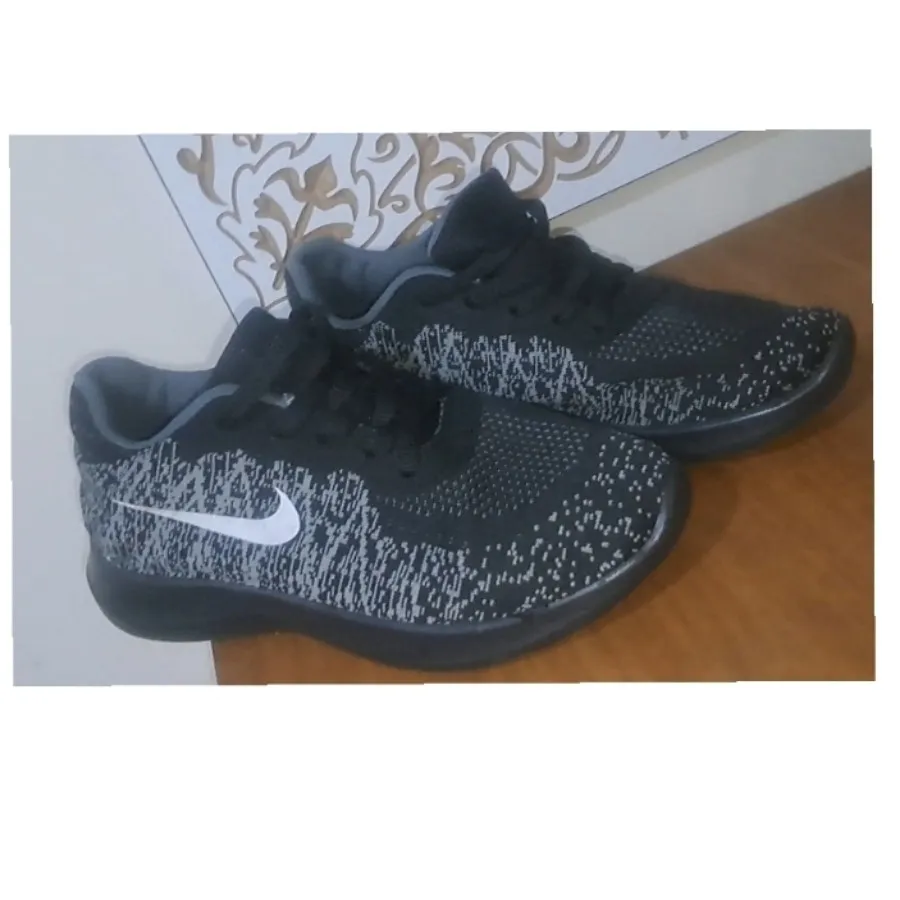 کتانی کتونی مشکی حراج