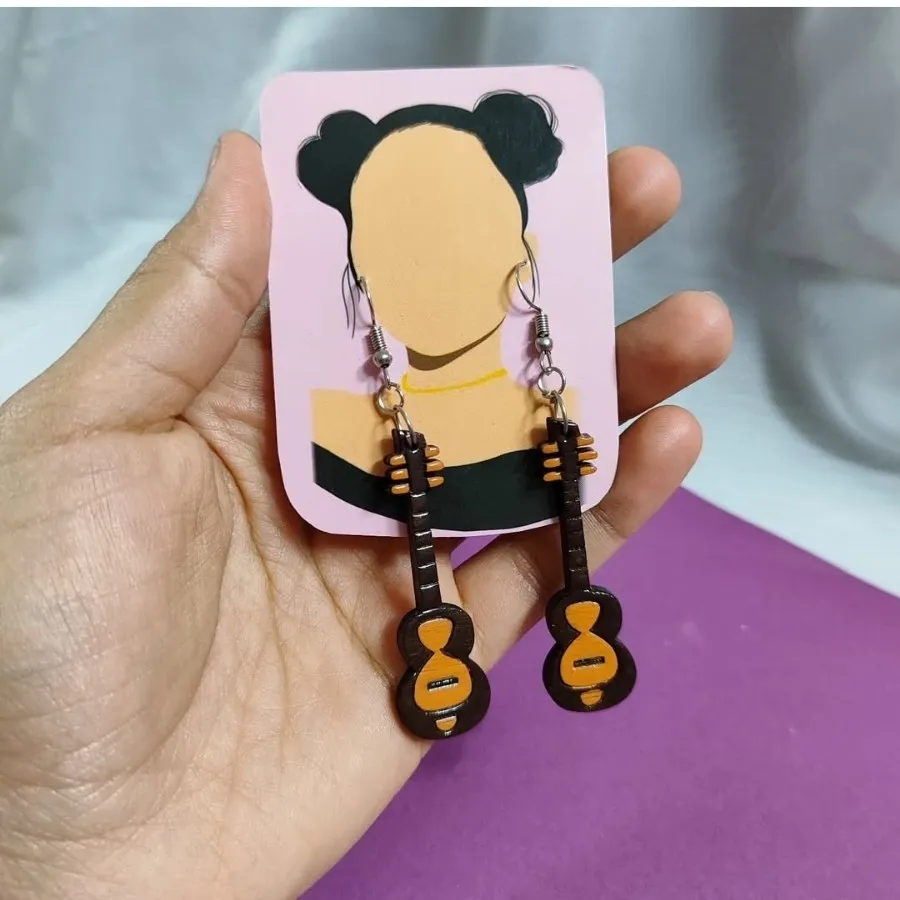 گردنبند و گوشواره ی ساز