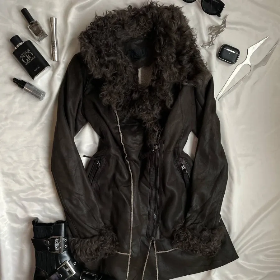 پالتو چرم جیر خزدار