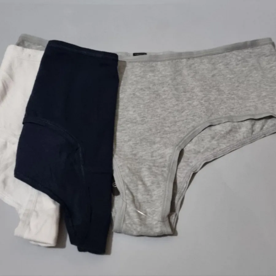 شورت زنانه نخی اسمارا