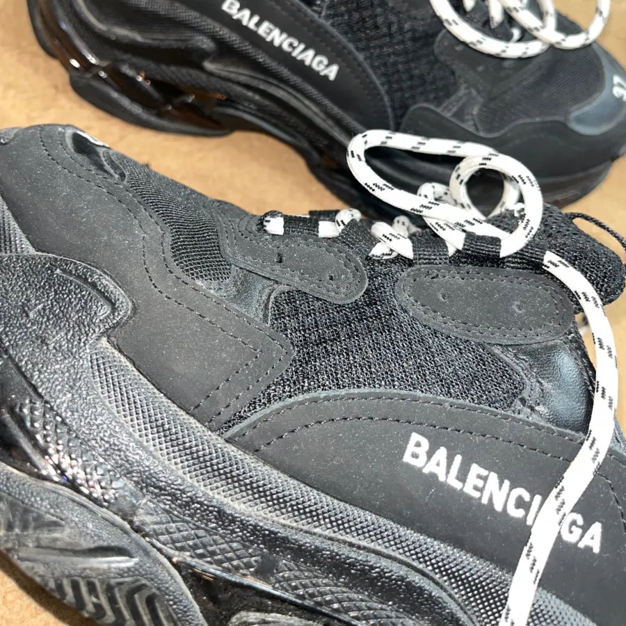 کتونی بالنسیاگا