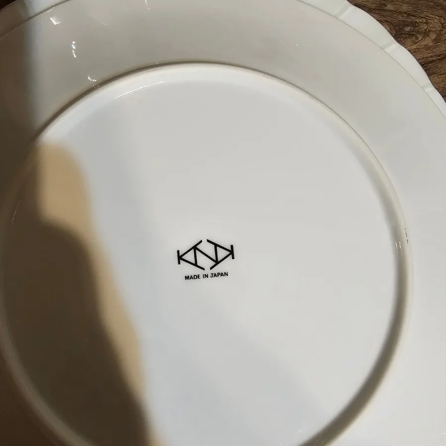 ست فنجان و بشقاب