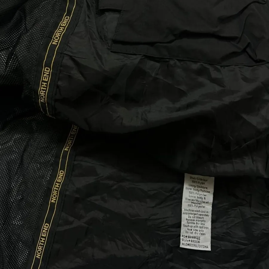 کاپشن برند امریکایی نورث