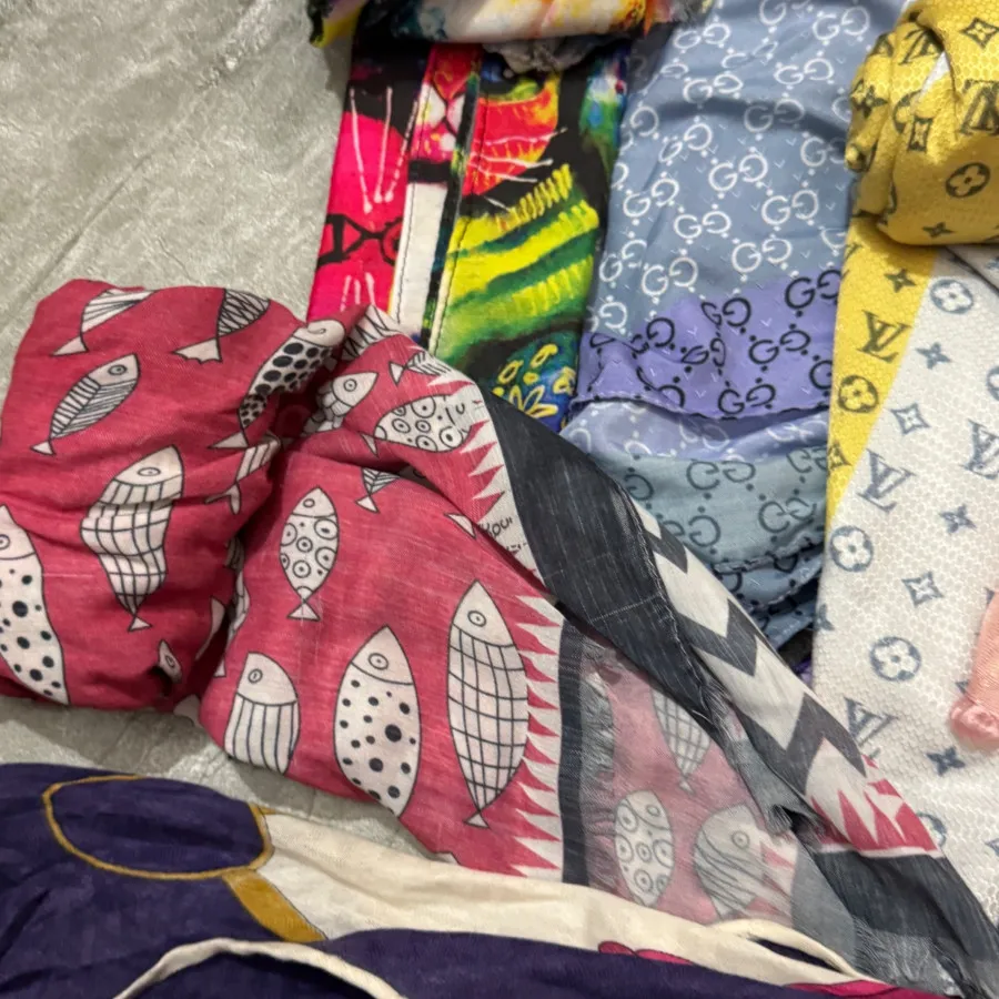 12عدد شال نو و تمیز