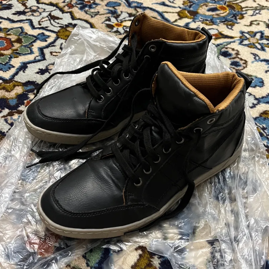 نیم بوت مردانه