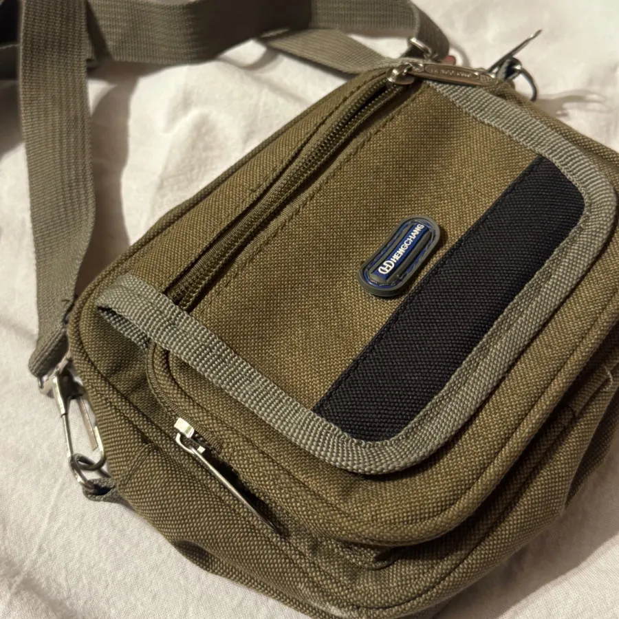 کیف برزنتی رودوشی/مدارک