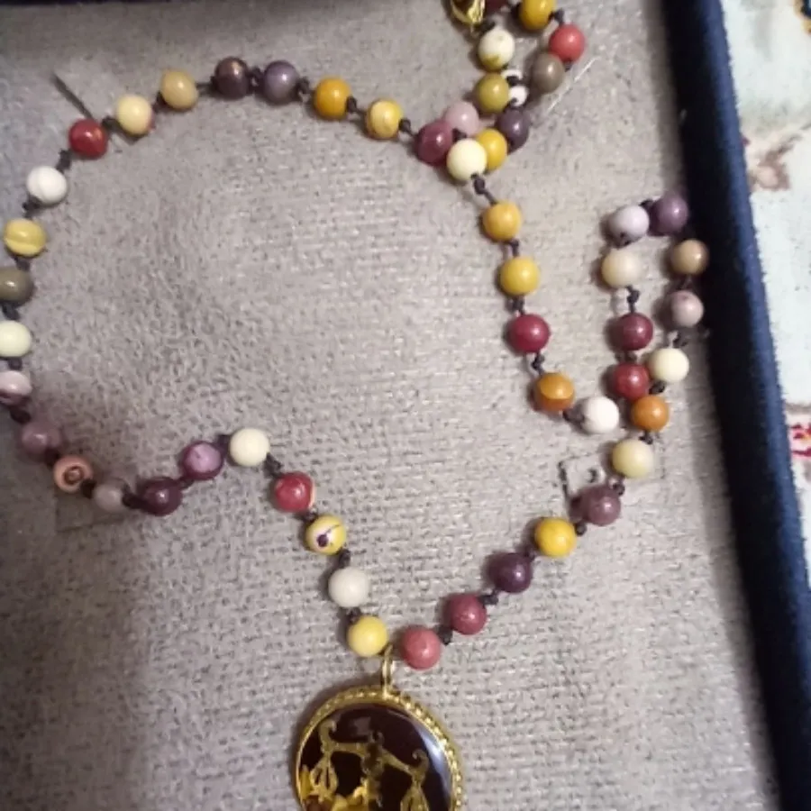 گردنبند سنگ