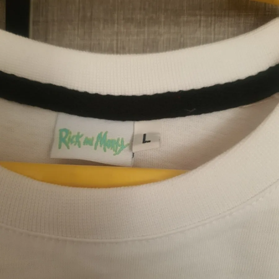 تی شرت مردانه وپسرانه