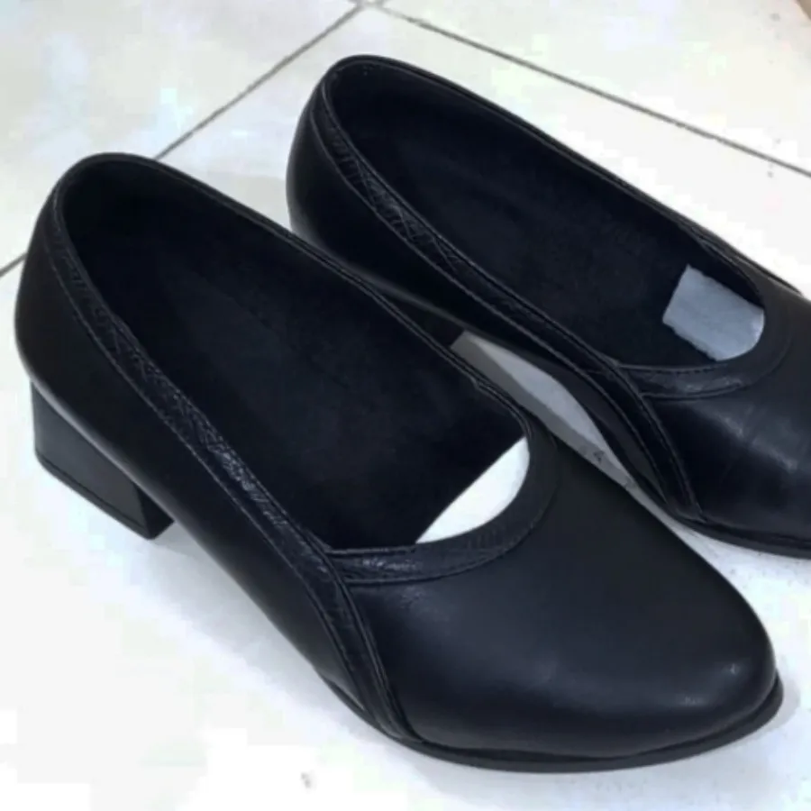 کفش چرم سایز 39/40
